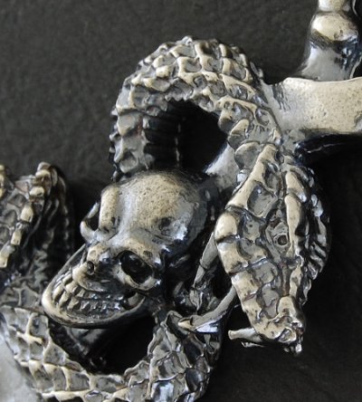 Photo5: Half Skull Snake Chiseled Anchor Wallet Hanger