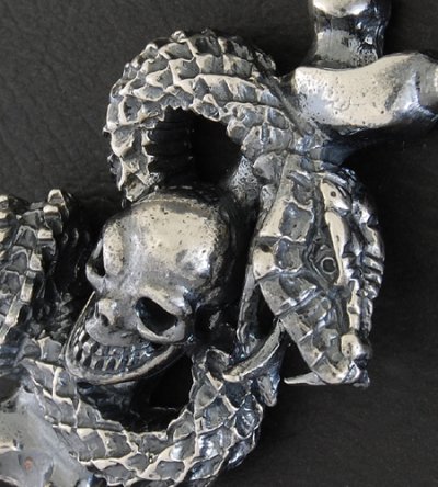 Photo4: Skull On Snake Pendant