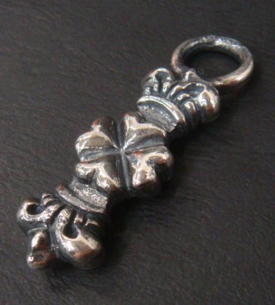 Photo4: Half 4 Heart Crown Pendant