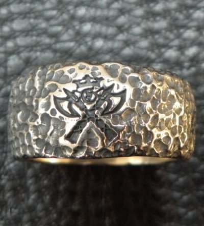 Photo2: Multi Engraved Large Chiseled H.W.O Ring