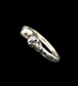 Phantom T-bar Skull Bangle Ring