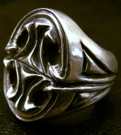 Photo2: Sculpted Oval Large Signet Ring