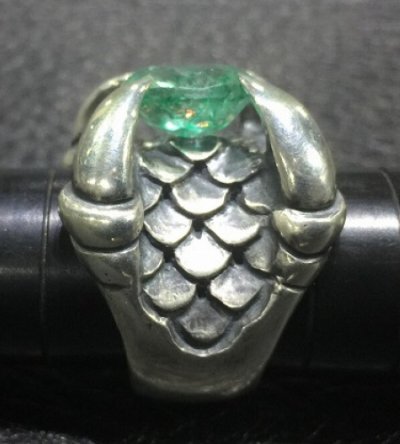 Photo2: 6 to 8Ct Clear Green Emerald Master Size Iron Claw Ring