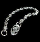 Sculpted oval keeper with 2 old bulldog & all skull links wallet chain