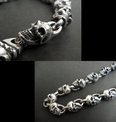 Photo5: Sculpted oval keeper with 2 old bulldog & all skull links wallet chain