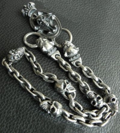 Photo2: Skull On Crown Sculpted Oval With 2 Old Bulldogs & 5 Skulls Small Oval Links Wallet Chain