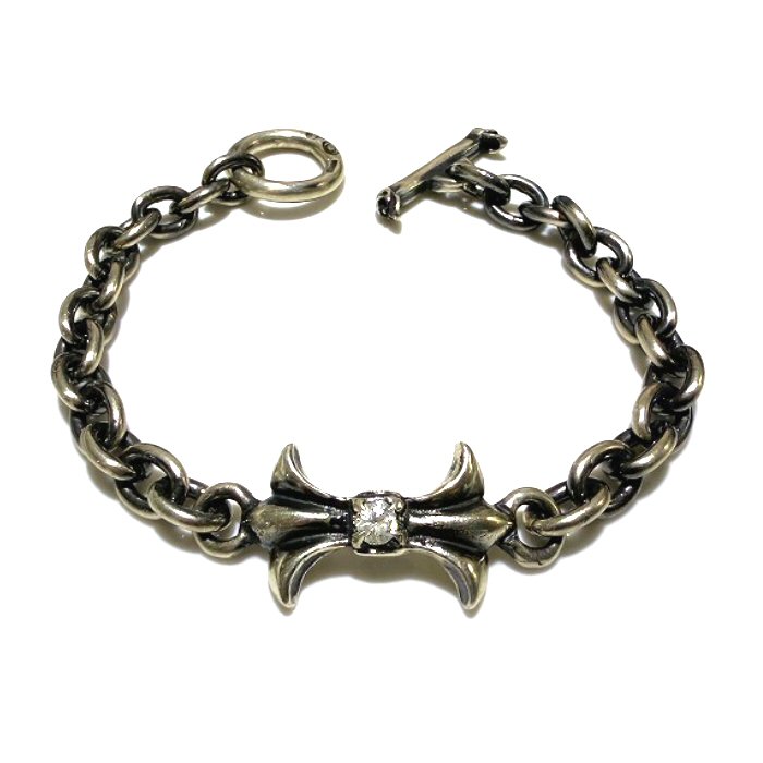 Diamond With Gothic Grooved Flare & 7Chain Bracelet