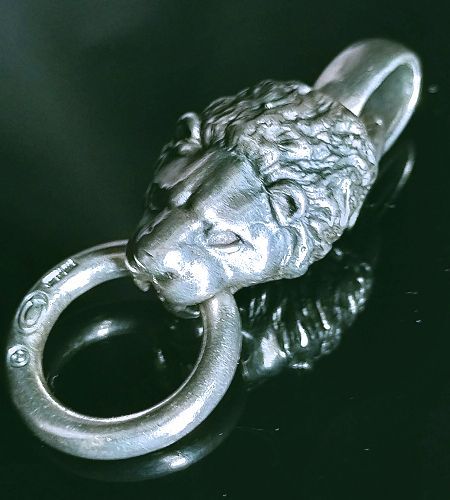 Old Large Lion Pendant