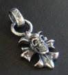 Photo2: Skull On Gothic Cross Pendant (2)