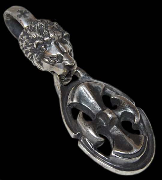 Photo1: Lion & Battle-Ax Pendant (1)