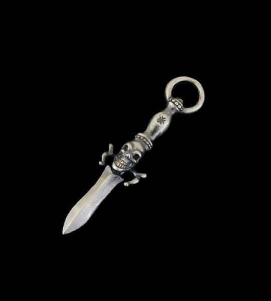 Photo1: Quarter Dagger With Skull Pendant (1)