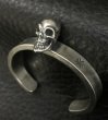 Photo11: Single Skull On Flat Bar Bangle Bold (11)