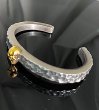 Photo3: 10K Gold Twelve Small Skull On 6.5mm Wide Side Flat Chiseled Bangle Bold (3)