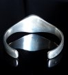 Photo5: Sculpted Oval Bangle (5)