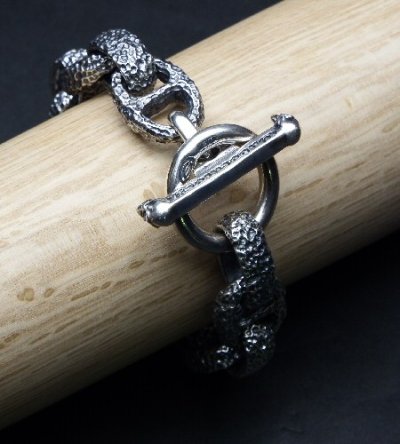 Photo1: Bulldog With Chiseled H.W.O & Chiseled Anchor Links Bracelet