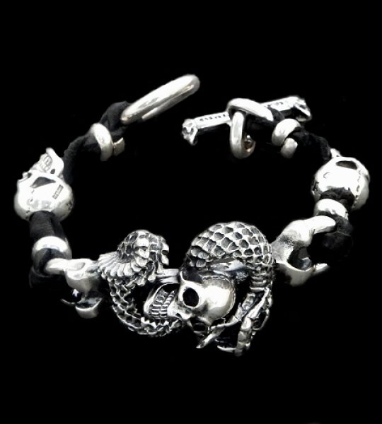 Photo1: Skull On Snake With 2Skull On braid leather bracelet (1)