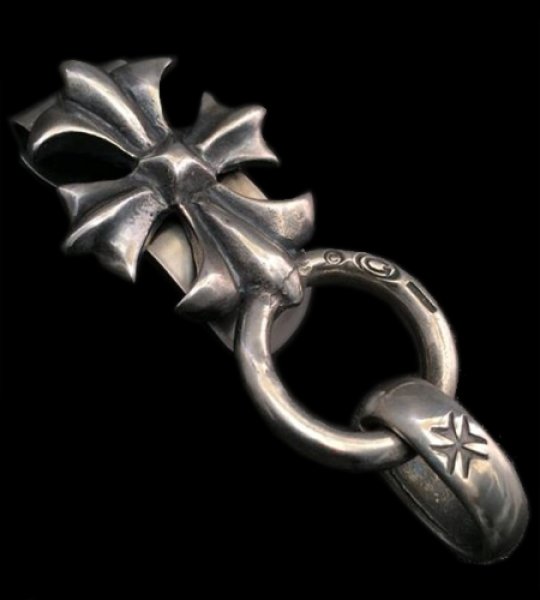 Photo1: Gothic Cross Clip Key Keeper (1)