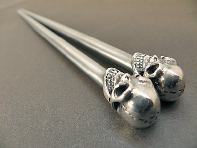 Photo1: Skull on chopsticks (Slant head)