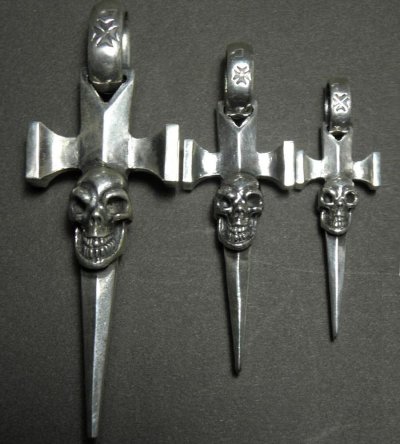 Photo1: Half Single Skull Dagger Square Bottom & H.W.O Pendant