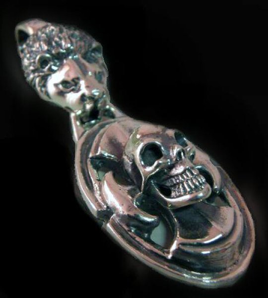 Photo1: Lion & Battle-Ax On Skull Pendant (1)