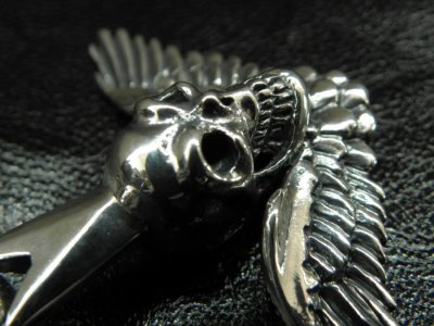 Photo3: Wing skull zip pull Pendant