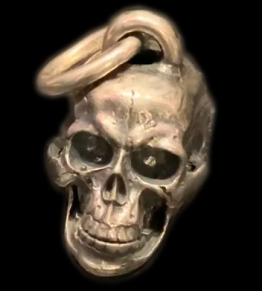 Photo1: Large Skull Full Head Pendant (Early model) (1)