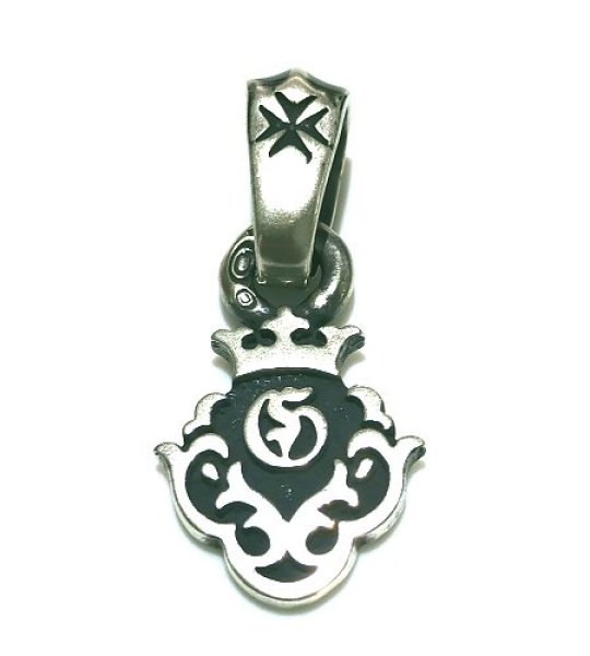 Photo1: Quarter Raised Atelier Mark With H.W.O Pendant (1)