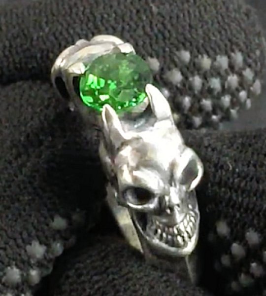 Photo1: Green Garnet Quarter Devil Skull Triangle Wire Bangle Ring (1)