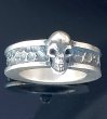 Photo14: Twelve Small Skull On 7.5mm Wide Side Flat Chiseled Reel Ring (14)