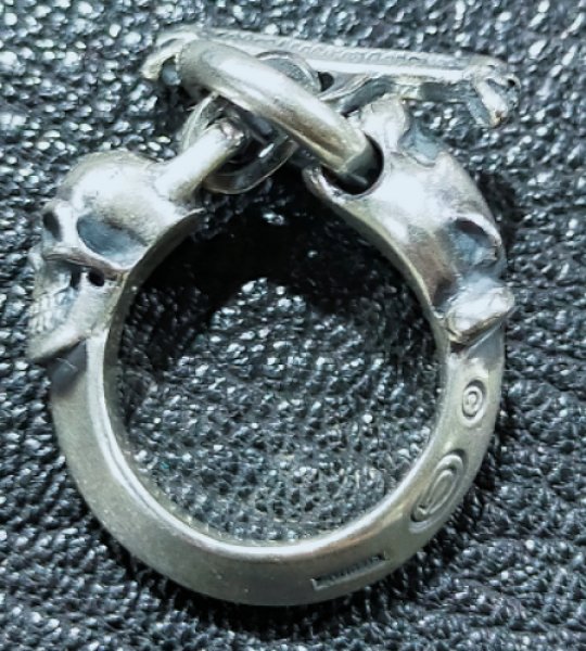 Photo1: Panther With Skull Triangle Wire O-ring & T-bar Ring (1)