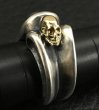 Photo11: Gothic ring with 18karat T-bar skull (11)