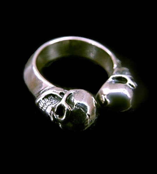 Photo1: Quarter Skull With Half Triangle Wire Ring (1)