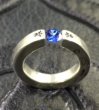 Photo9: Floating Blue Sapphire Square O-Ring (9)